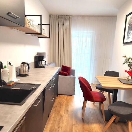 Apartment Premium Atal City Square-Free Parking Space In The Garage Вроцлав Экстерьер фото