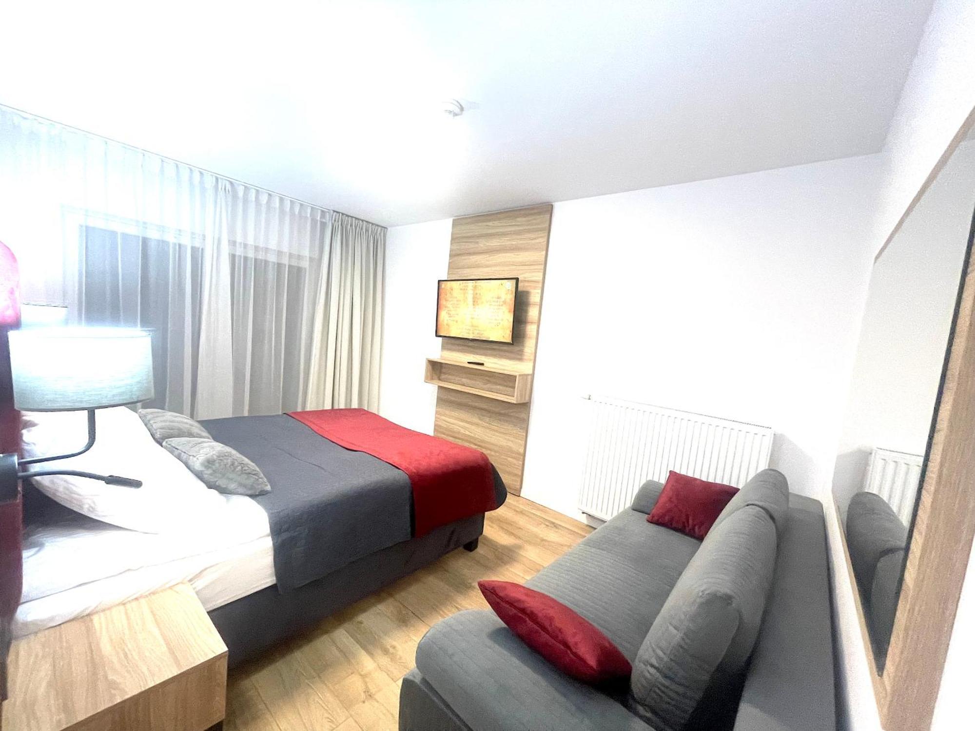 Apartment Premium Atal City Square-Free Parking Space In The Garage Вроцлав Экстерьер фото